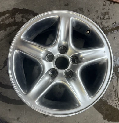 #74152 99-03 LEXUS RX300 OE USED WHEEL "HYPERSILVER" 16" 4261148020 - Image 1 of 4