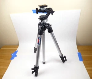 Bogen 3001 Professional Tripod with 3025 Tripod Head - Picture 1 of 14