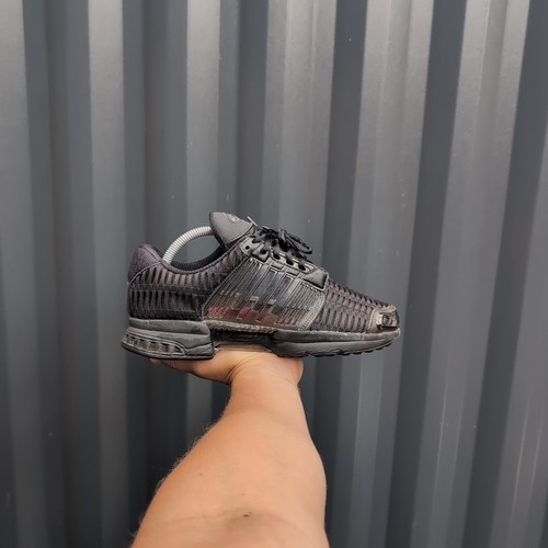 UK 7 Scarpe da ginnastica Adidas da uomo taglia Climacool 1 Triple Black BA8582