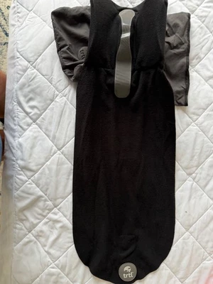 Almohada de avión de viaje TRTL gris polar soporte para cuello envoltura para dormir ligera Foto 1 de 4