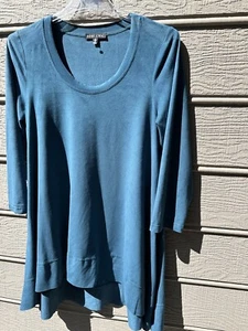 Boho Chic Teal Long Top Size M - Picture 1 of 3