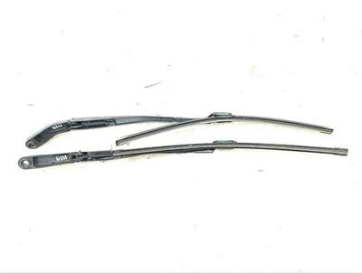 Wiper Arm Jeep Wagoneer/ Wagoneer L WS 2022 Left Front Right front Kit 68446876A - Image 1 of 4