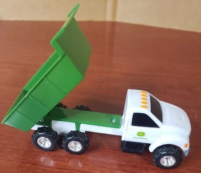 Camión de volteo John Deere ERTL de la década de 1990  Foto 1 de 4