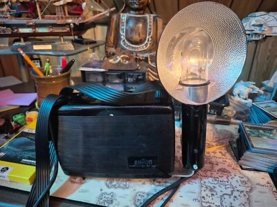 Vintage Braun Hobby Electronic Camera Flash - Made in Germany *for parts* - Image 1 of 3