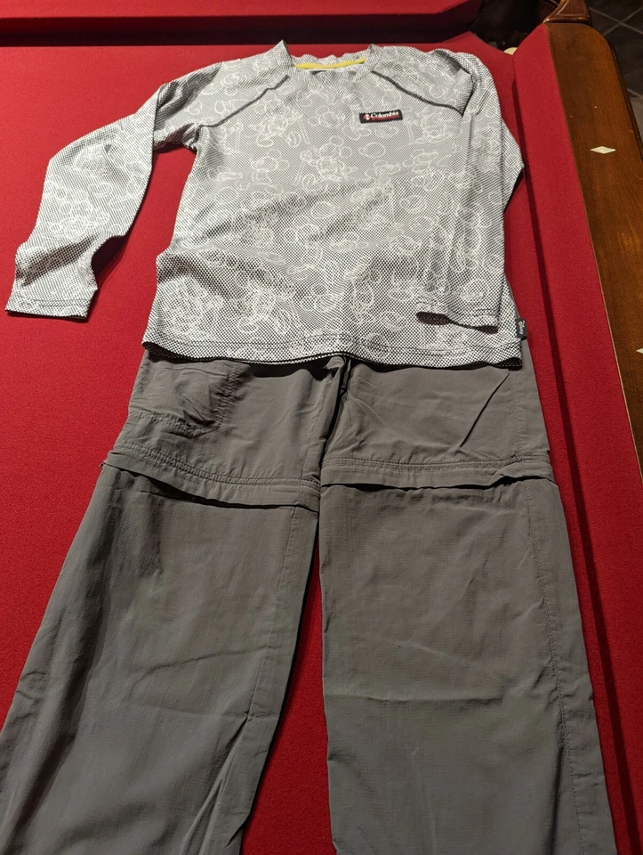 Disney Columbia Boy"s Size 8  - Image 1 of 4