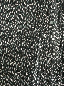 Schwarz/Ditzy Muster Top - 3/4 Ärmel - s20 - fein plissiertes schimmerndes Material - Bild 1 von 7