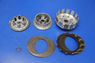 2003 03 WR450F YZ450F Cesta de embrague Buje de engranaje primario Placa de presión central Foto 1 de 4