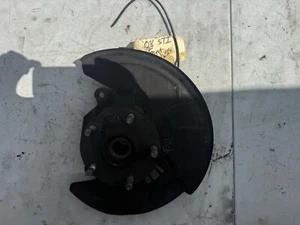 2008-2014 Subaru WRX STI Passenger Front Knuckle Spindle - Imagen 1 de 4