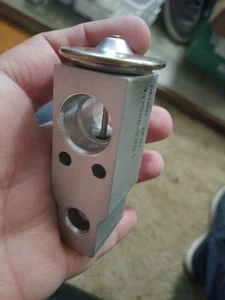 A/C Expansion Valve-New Expansion Valve DENSO 475-050 - Picture 1 of 3