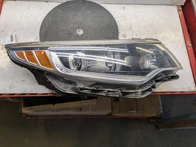 Passenger Headlight US Built VIN 5 1st Digit Halogen Fits 16-18 OPTIMA 773666 - Image 1 of 4