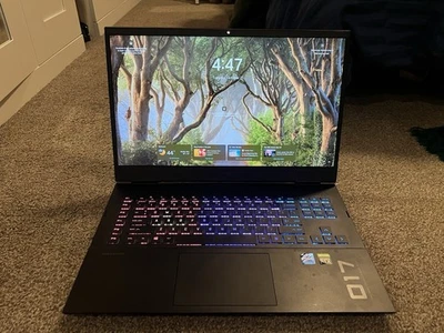 Portátil para juegos Omen 017 Foto 1 de 4