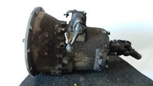 T5200 - 071010981 GETRIEBE / 3920 FÜR NISSAN L-80 - Picture 1 of 2