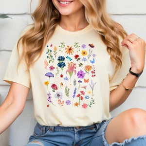 Wild Flower Tshirt, Floral Graphic Tee - Bild 1 von 37