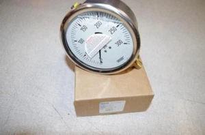 WIKA MANOMETERBEREICH 300PSI MODELL # 213,53 4 ZOLL 1/4 ZOLL NPT FLÜSSIGKEITSGEFÜLLT NEU! - Bild 1 von 9