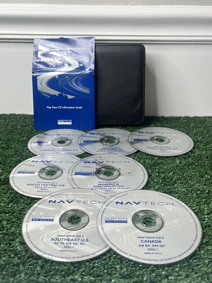 2002-1 Range Rover Land Rover NavTech Set *Missing Disc 6* - Image 1 of 2