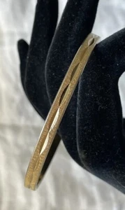 Vintage Monet Armreif Armbänder geätzt goldfarben signiert Klassiker - Bild 1 von 6