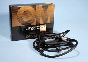 Olympus OM Electronic Flash TTL Auto Cord T 2M * Boxed & MINT Condition - Picture 1 of 1