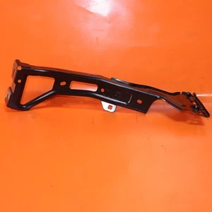 AUDI A4 FENDER BRACKET LEFT 2017 2018 2019 2020 8W0821135C OEM - Picture 1 of 8