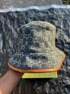 size M - Gucci Blue Denim Bucket Hat GG Monogram Washed Jacquard Leather brim - Picture 1 of 7