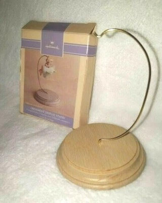 Hallmark Ornament Ornament Display Stand 1990  - Image 1 of 4