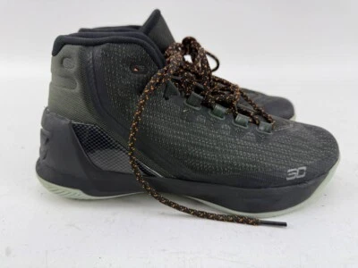 Under Armour Stephen Curry Talla 7Y Juvenil Negro Zapatos de caña alta (1274061-357) Foto 1 de 4