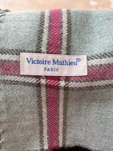 Victoire Mathieu Paris scarf Green And Pink Multi Hue color shawl With fringes - Picture 1 of 3