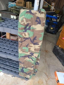Army Woodland Camo Pants Size Medium-Regular - Picture 1 of 2