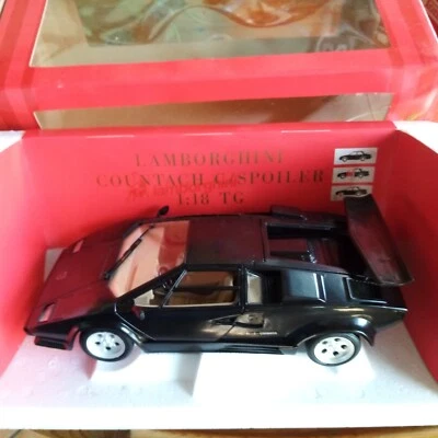 Tonka/Polistil-  Lamborghini  Countach   C/spoiler    1/18 - Immagine 1 di 4