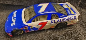 Michael Waltrip #7 Phillips Halogen 1 24 Diecast Stock Car - Picture 1 of 5