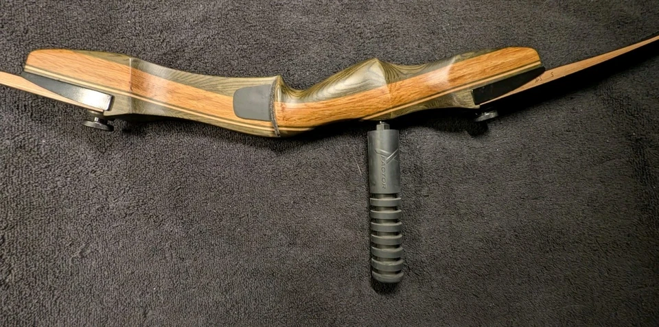 OMP Smoky Mountain Hunter Recurve Bow 62" 45# Right Hand – Wood Riser - Image 1 of 4