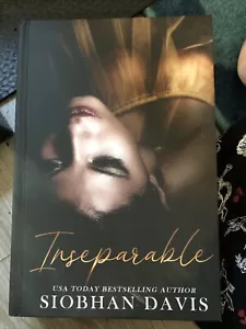 Inseparable By Siobhan Davis Belle Box Hardback Signed - Foto 1 di 4