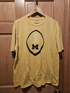 Vintage University Of Michigan Wolverines Football T-Shirt Size XL - Picture 1 of 3