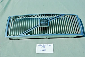 1992-1995 Volvo 940 Turbo Front Grill OEM #358887 - Picture 1 of 10