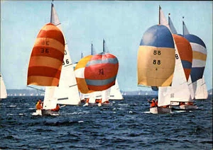 Barcos barcos y vela deporte regata de vela veleros tarjeta postal ~ años 70/80 - Imagen 1 de 2