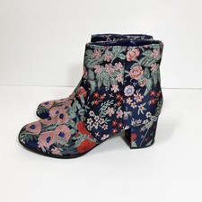 unisa miola bootie