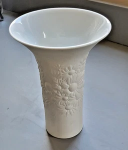 Rosenthal Vase, Bisquitporzellan ,  Design Rosamunde Nairac , 16,5cm, siehe Foto - Bild 1 von 4