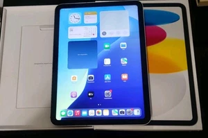 APPLE iPad 10.9 Wi-Fi + Cellular Argento (10a Generazione) 256GBGB Wifi Cellular - Afbeelding 1 van 3
