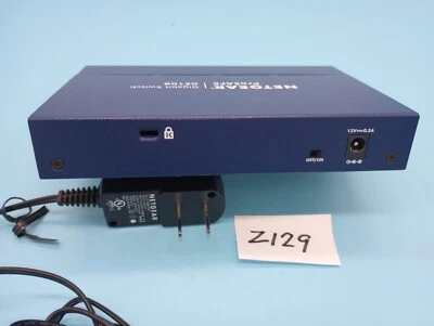 Netgear ProSafe 8 Port Gigabit Switch Model GS108V4. 8 Ports  With Power adapter - Image 1 of 4