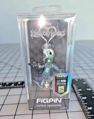 SDCC 2024 FIGPIN  Disney's Kingdom Hearts Donald Duck GITD Pin #1709 LE 500 New - Image 1 of 4