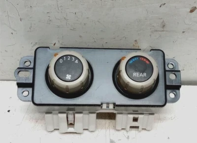 Nissan Armada 2005 aire acondicionado trasero calefacción climatización control de temperatura OEM Foto 1 de 2