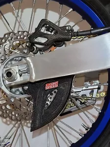LIGHTSPEED REAR CALIPER/DISK GUARD SET, YAMAHA FACTORY SPEC, YZ450F 2020-2025 - Picture 1 of 17