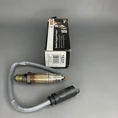 For BMW 545i 645Ci 745Li 745i Alpina B7 15321 BOSCH GENUINE OXYGEN SENSOR - Image 1 of 4