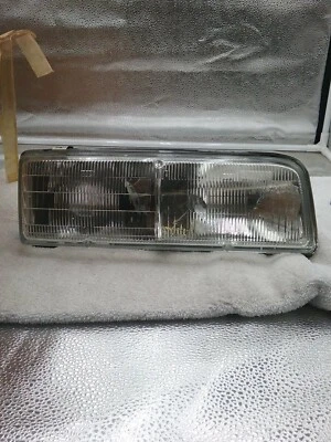1994 1995 1996 Buick LeSabre Park Avenue NOS GM#16520856 Lens & Housing OEM - Image 1 of 3