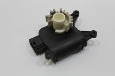 VW Beetle Convertible 5C Climate Flap Positioning Motor for Temperature - Image 1 of 4