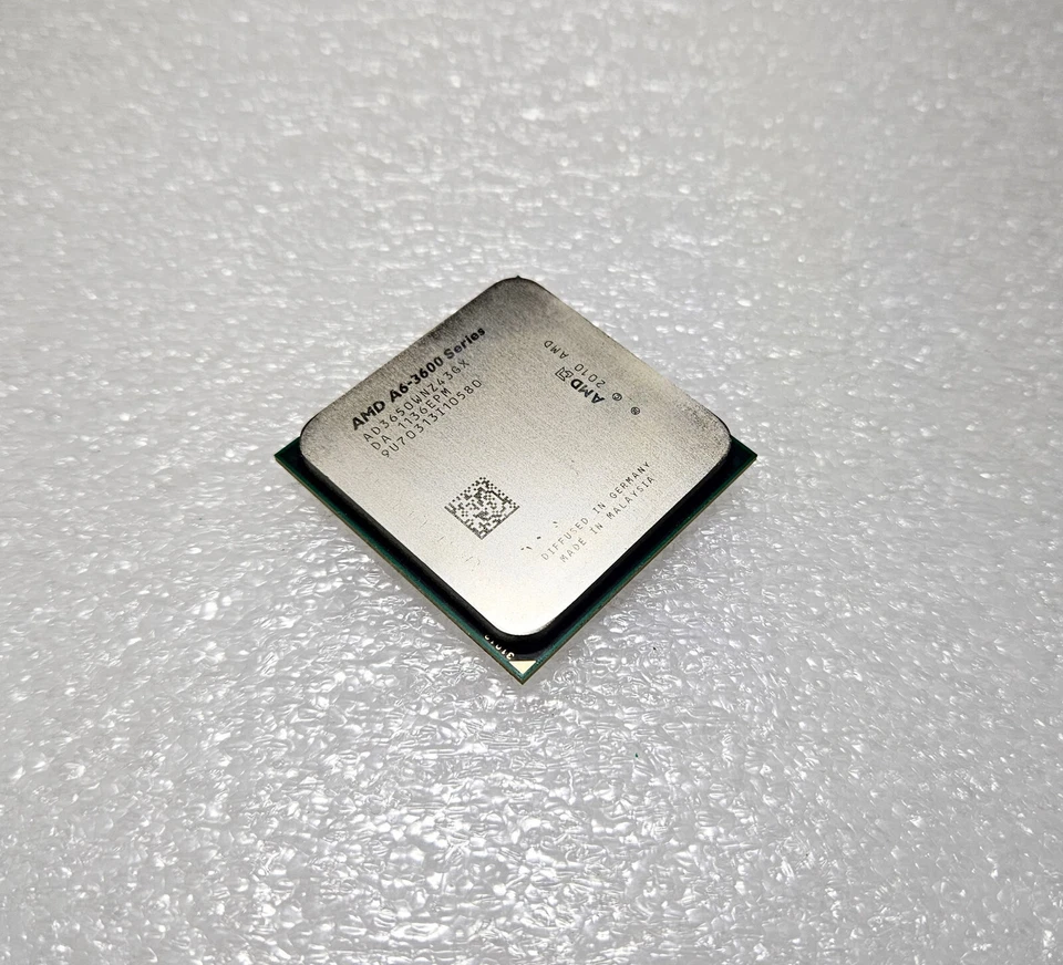AMD A6-Series A6-3650 2.6 GHz - AD3650WNZ43GX Socket FM1 - Image 1 of 1