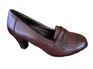 Pierre Dumas Womens Flexibles Dark Maroon Stacked Heel Loafers/Shoes Heels 8 M - Picture 1 of 7