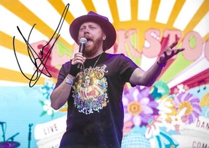 Presenters - Leigh Francis - Hand Signed A4 Photograph - COA - Picture 1 of 1