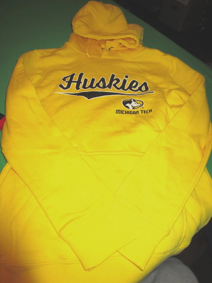 NEW FANATICS MICHIGAN TECH HUSKIES WOMENS HOODED HOODIE SWEATSHIRT YELLOW SMALL - Image 1 of 2
