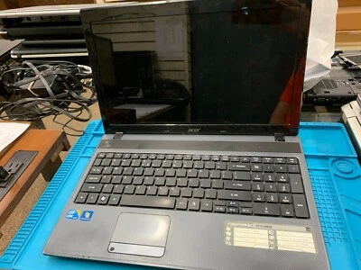 Acer Aspire AS5733Z-4851 15,6 Zoll (500GB, Intel Pentium Dual Core, 2GHz, 4GB)... - Bild 1 von 3