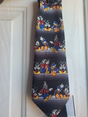 Corbata de cuello Mickey Mouse Foto 1 de 2